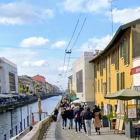 Navigli Star * Milaan