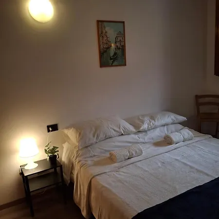 Navigli Star Apartament *