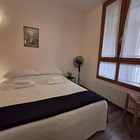 Navigli Star Apartament